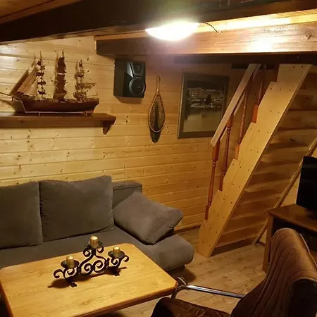 Chalet Charlies Place